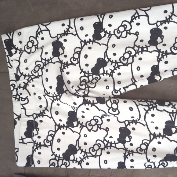 Sanrio Other - Hello Kitty Girls Tights Sz M